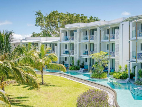 Victoria Beachcomber Resort