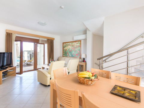 Horizon Line Villas