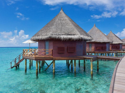 Angaga Island Resort & Spa