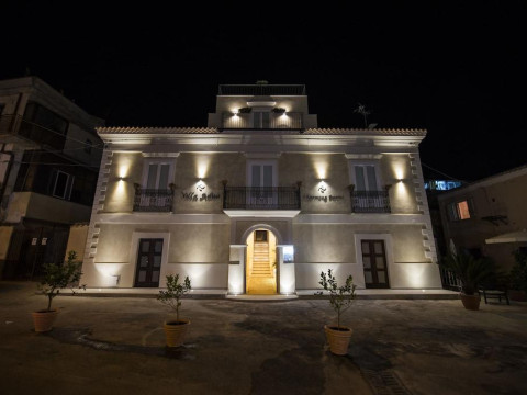 Villa Adua