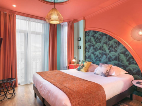 Villa Bougainville by Happyculture