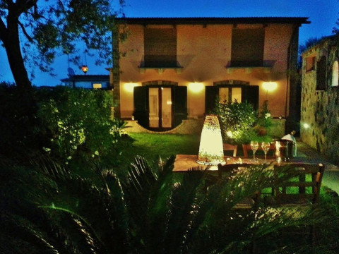 VILLA CARUSO