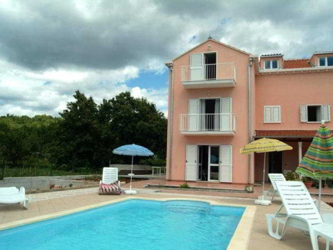 Villa Darrer