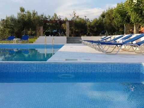Villa Decauville Studios & Apartments