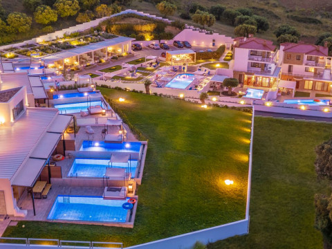 Villa D'Oro Luxury Villas & Suites