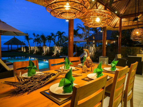 Villa Emerald
