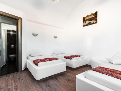 Villa Iliovasilema Santorini