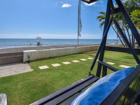 Villa Lovina Beach 2