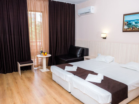 VILLA MARE/ IGLIKA