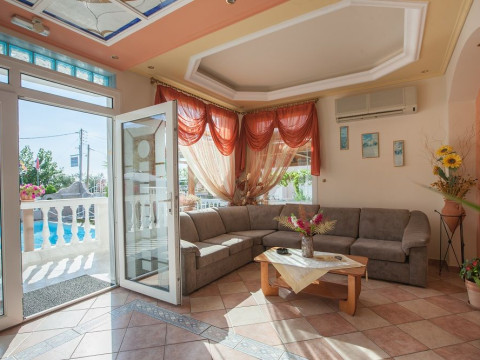 Villa Mary 1