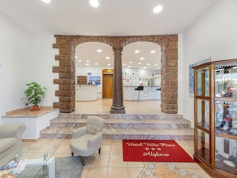 VILLA PIRAS