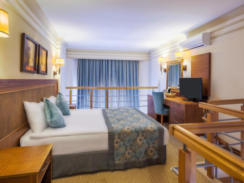 VILLA SIDE HOTEL