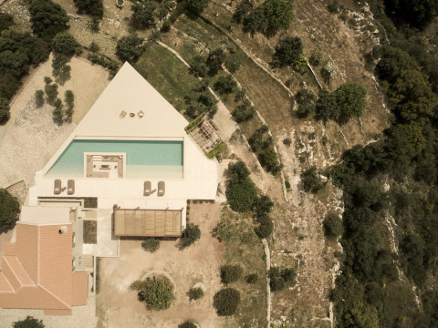 Villa Sui Generis