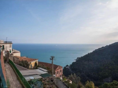 VILLA VERDE SUL MARE