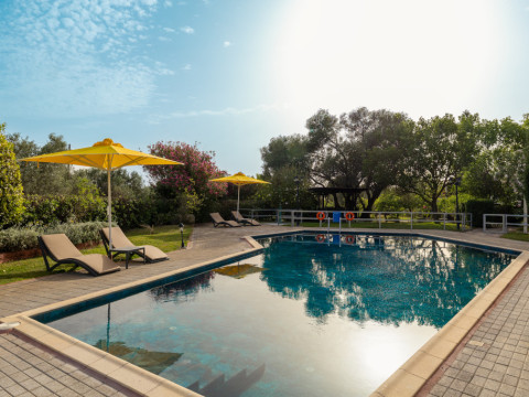 Villehardouin Farm Estate