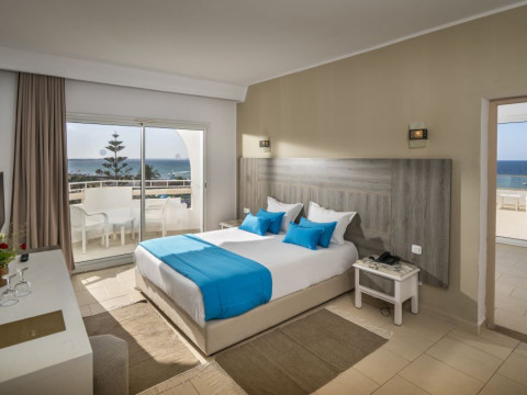 VINCCI HELYA BEACH