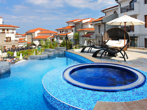 Vineyards Resort