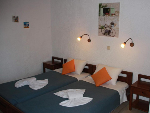 VIOLETTA HOTEL