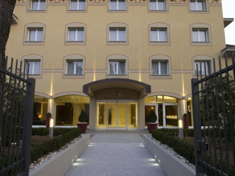 Virginia Palace Hotel