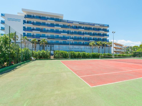 Vista Park Hotel & Apartments