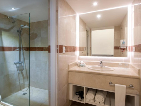 Viva Heavens by Wyndham