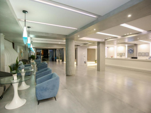Hotel Vlora International