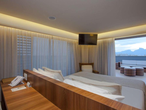 Vogue Square Fashion Hotel by Lenny Niemeyer