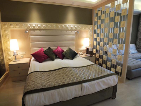 VONRESORT ELITE HOTEL