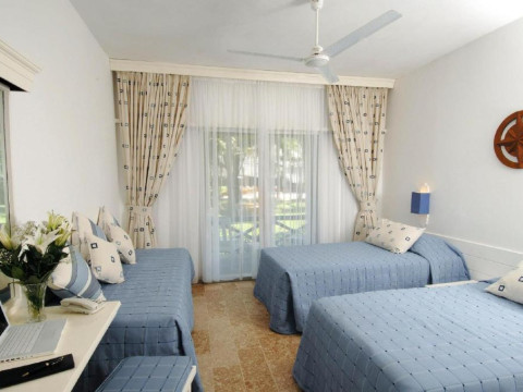 Voyager Beach Resort