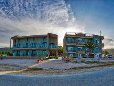 Vrahakia Hotel