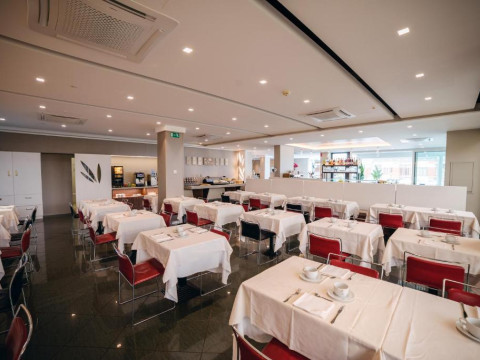 Waldorf Palace Hotel