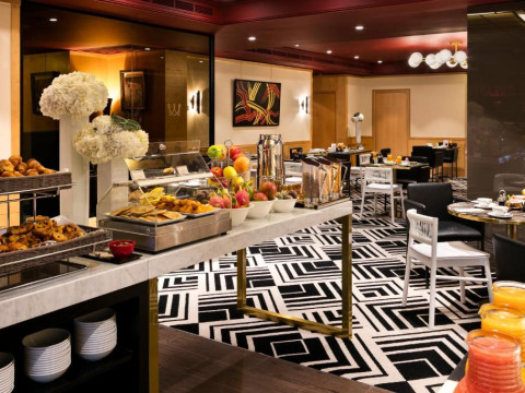 Warwick Paris