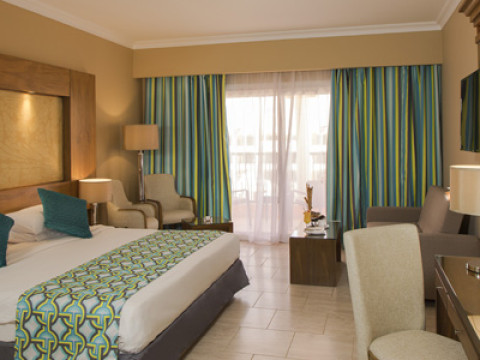 Waves Hotel (ex. Tropitel Waves Hotel )