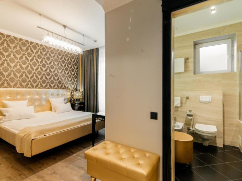 Weekend Boutique Hotel