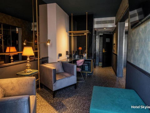 Combo Hotel Skylark 2 nopti si Sejur Hotel Golden Coast Bungalows Nea Makri 