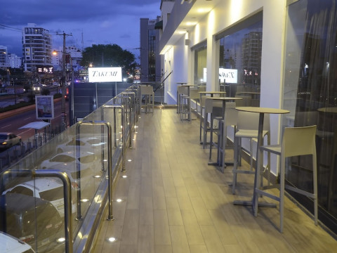 WESTON SUITES & HOTEL
