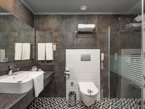 WHITE CITY RESORT