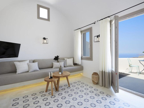 White & Co. La Torre Suites Santorini