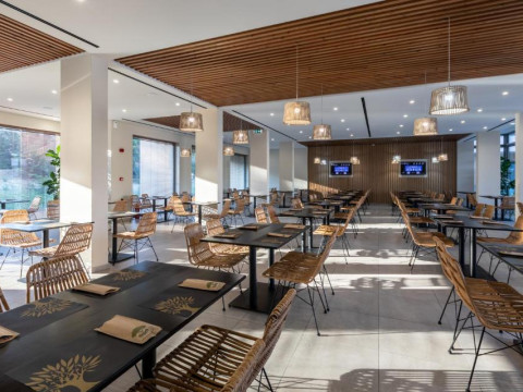 White Olive Elite Hotel