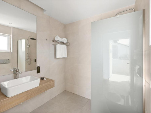 White Olive Marine Aquapark
