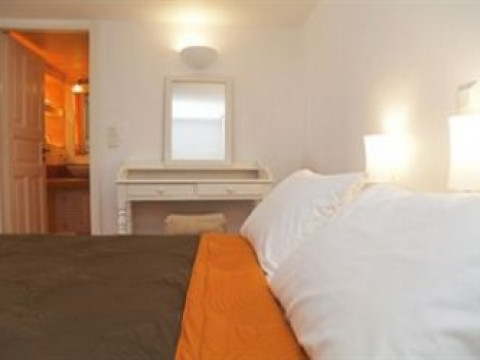Whitedeck Hotel Santorini