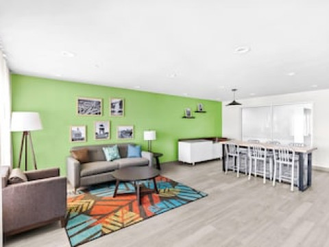 WoodSpring Suites South Houston Hobby