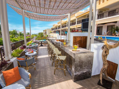 Hotel Wyndham Alltra Playa Del Carmen - Adults Only
