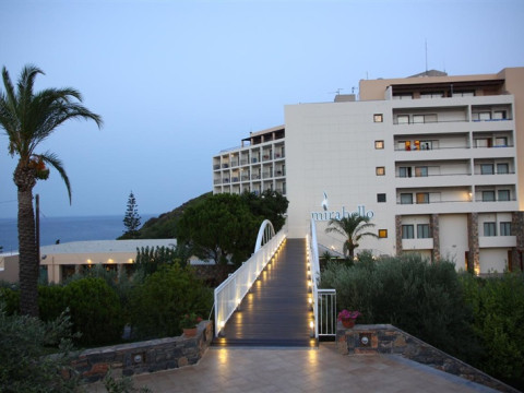 ZEUS ELEVA MIRABELLO BAY