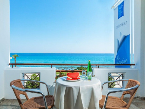 Dolphin Beach Hotel