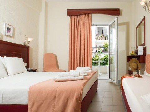 Xenios Loutra Village Beach Hotel