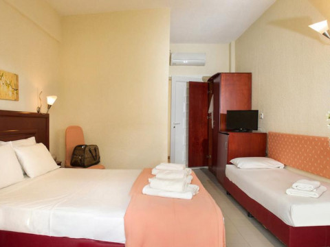 Xenios Loutra Village Beach Hotel