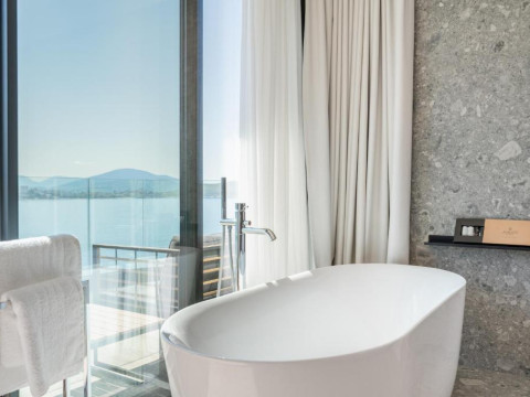 Hotel Yacht Premium