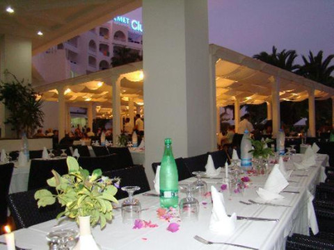 Yadis Hammamet