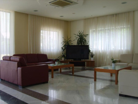 YAKINTHOS HOTEL